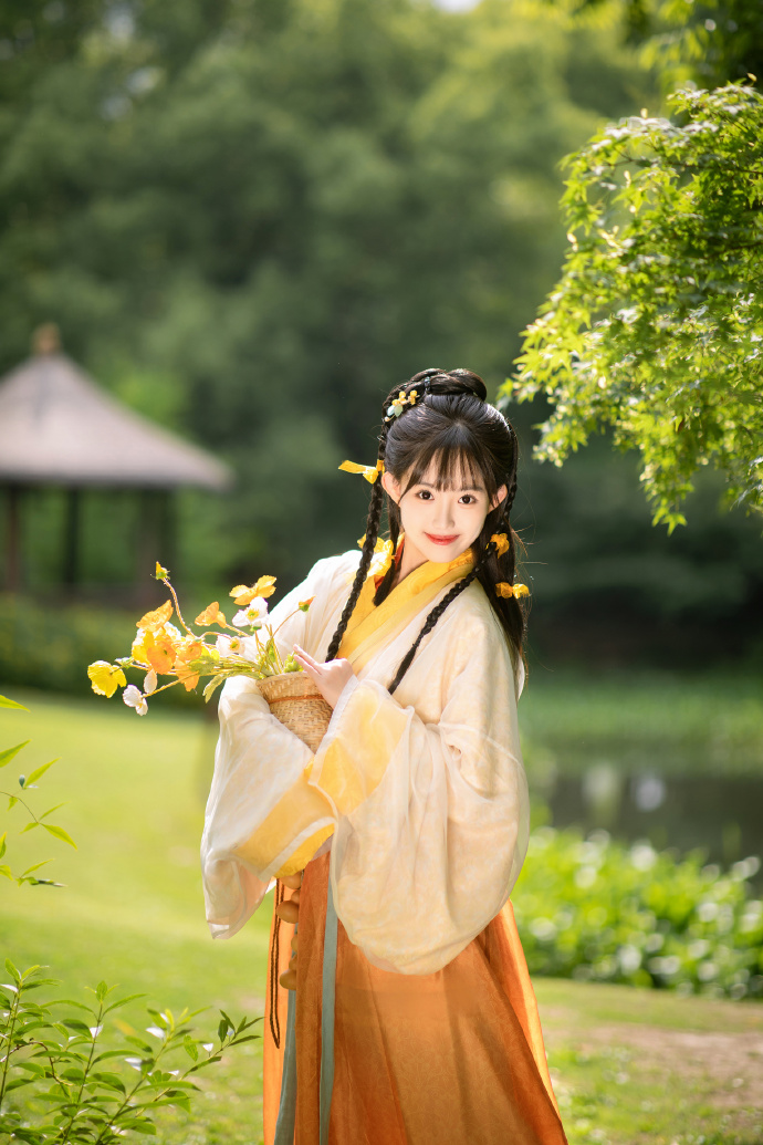 九品芝麻官